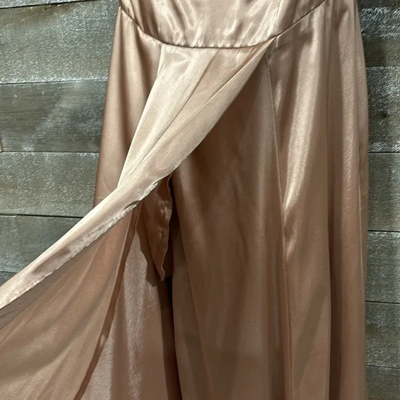 Galina Signature David’s Bridal satin dress with pockets size 8 - Picture 6 of 10